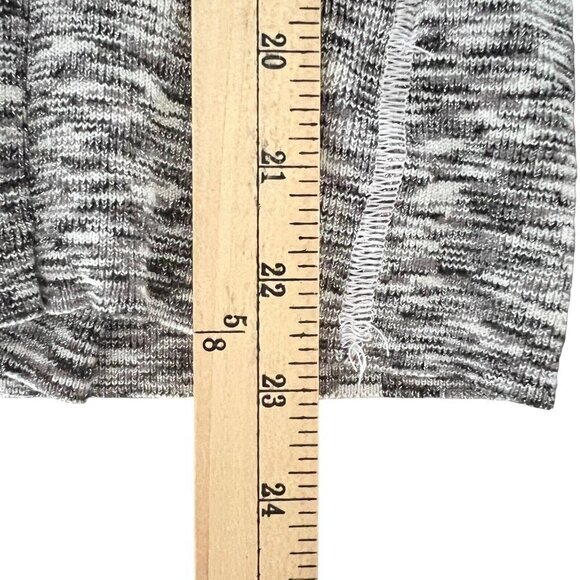 One Girl Who Anthropologie V Neck Long Sleeve Tunic Wrap Knit Top Size S - Picture 10 of 11